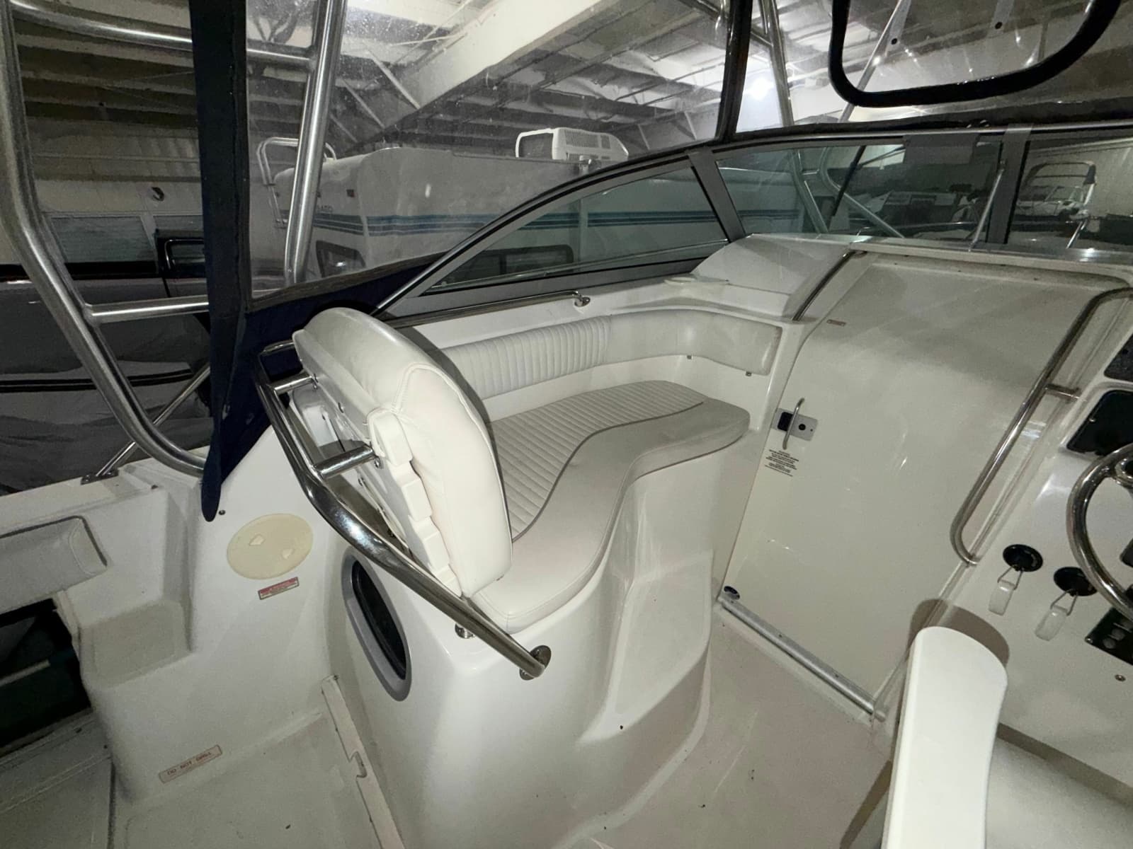 2001 Boston Whaler 26 Conquest