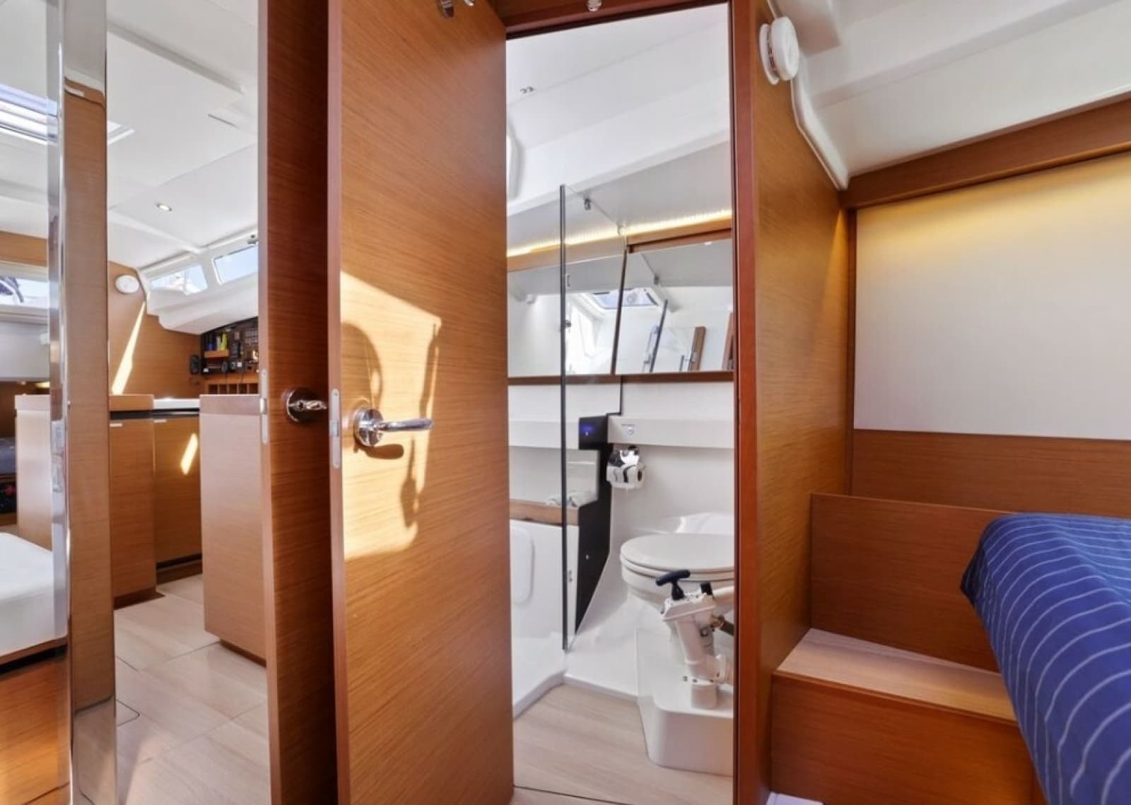 2018 Jeanneau Sun Odyssey 440