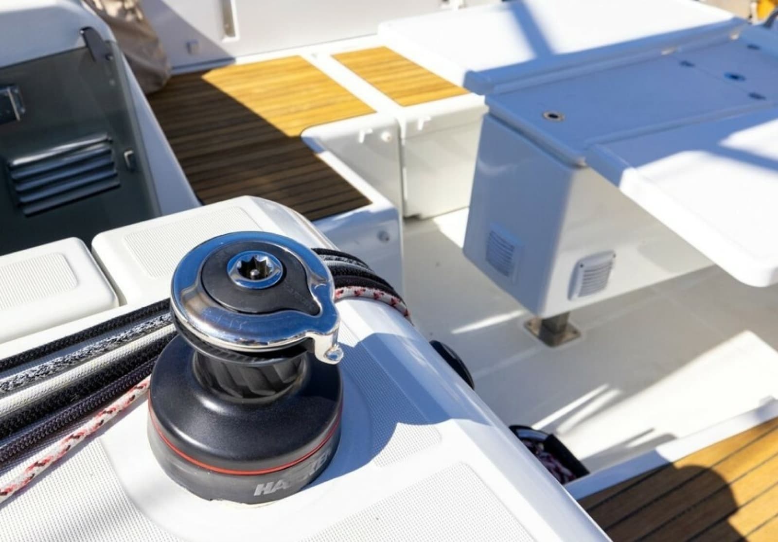 2018 Jeanneau Sun Odyssey 440