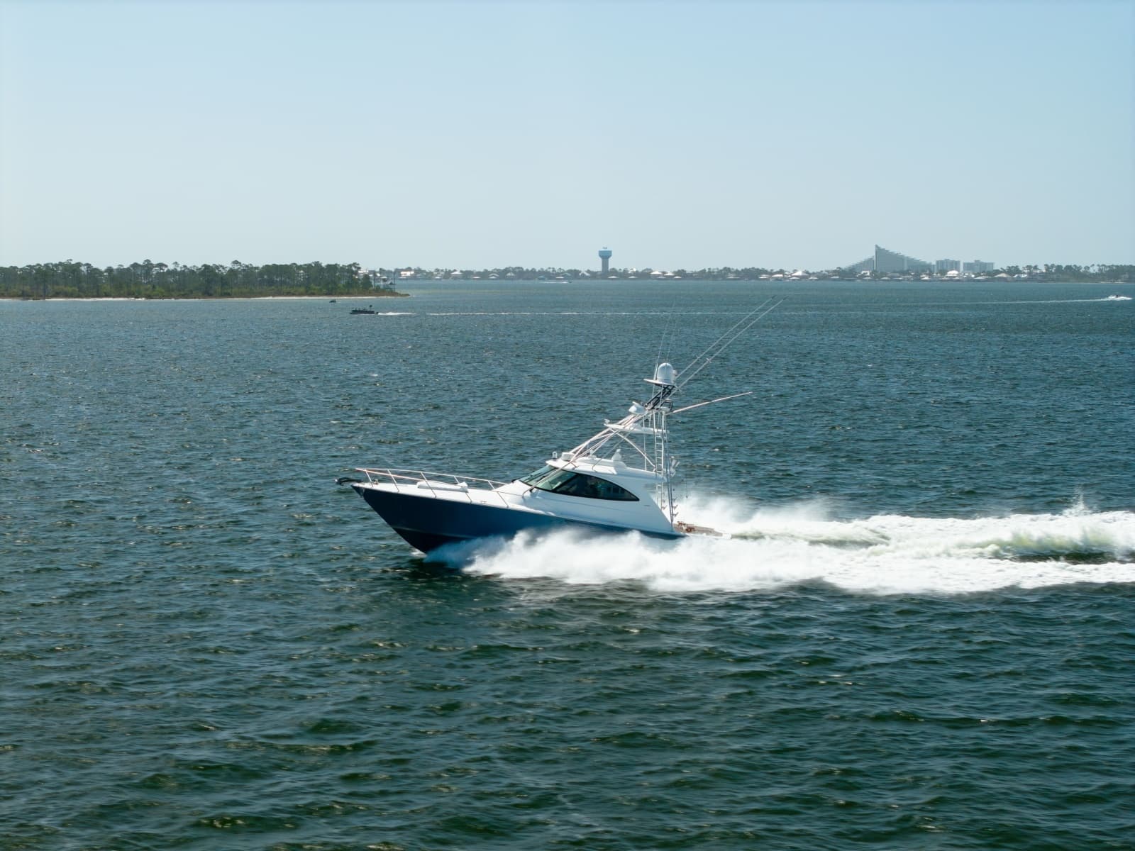 2018 52 Viking Sport Tower Wild Eagle Running Profile (6)