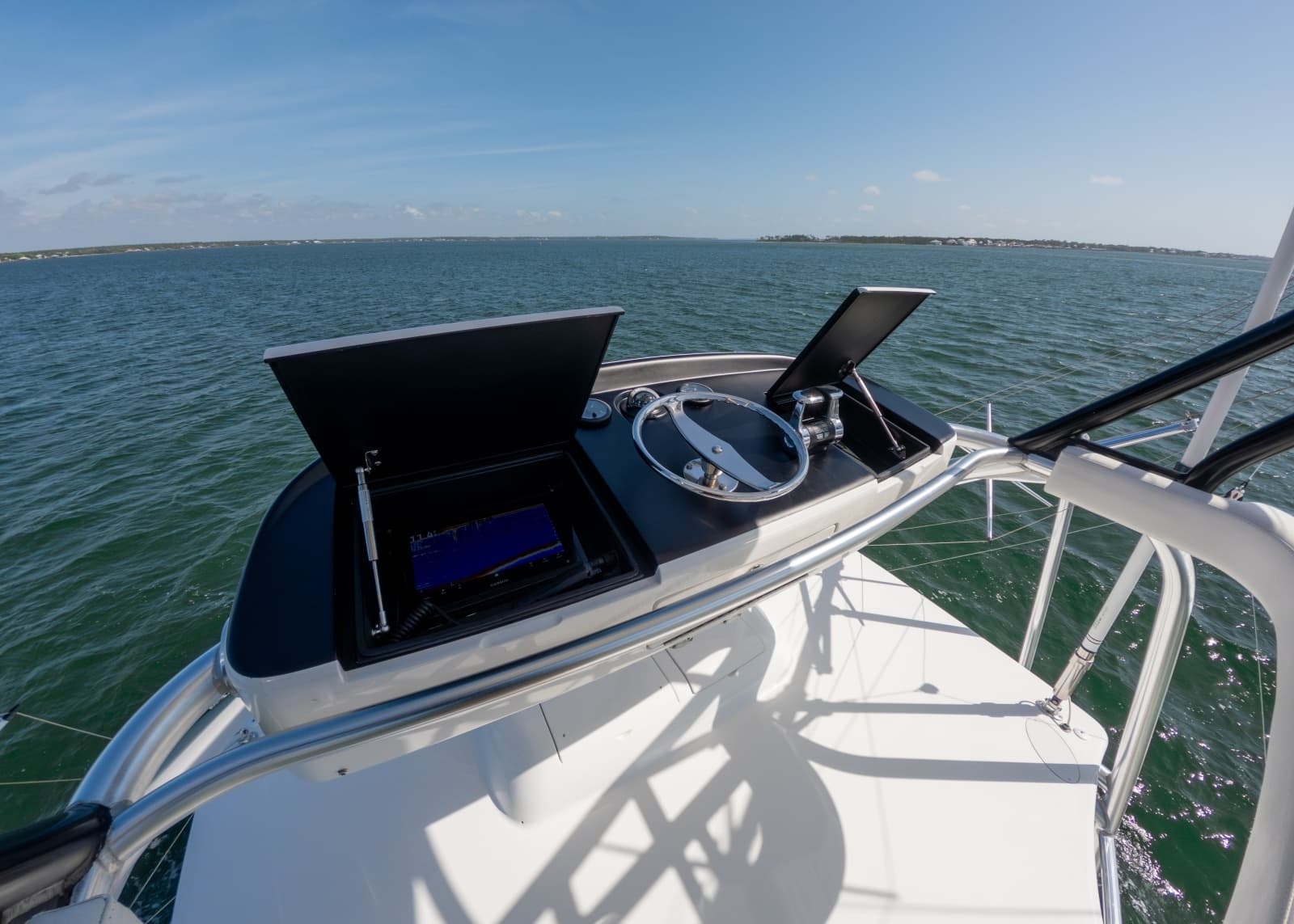 2018 52 Viking Sport Tower Wild Eagle Tower (5)