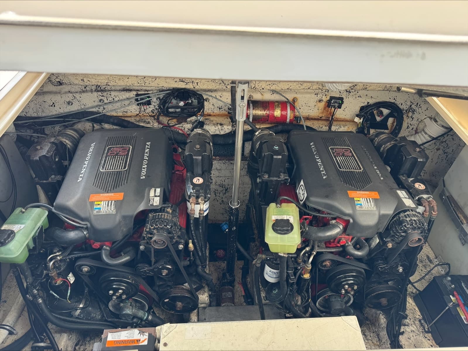 2005 Rinker Fiesta Vee 32