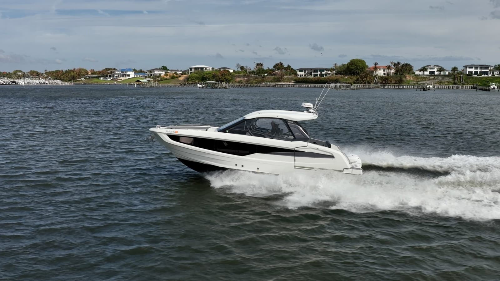 2023 Galeon 