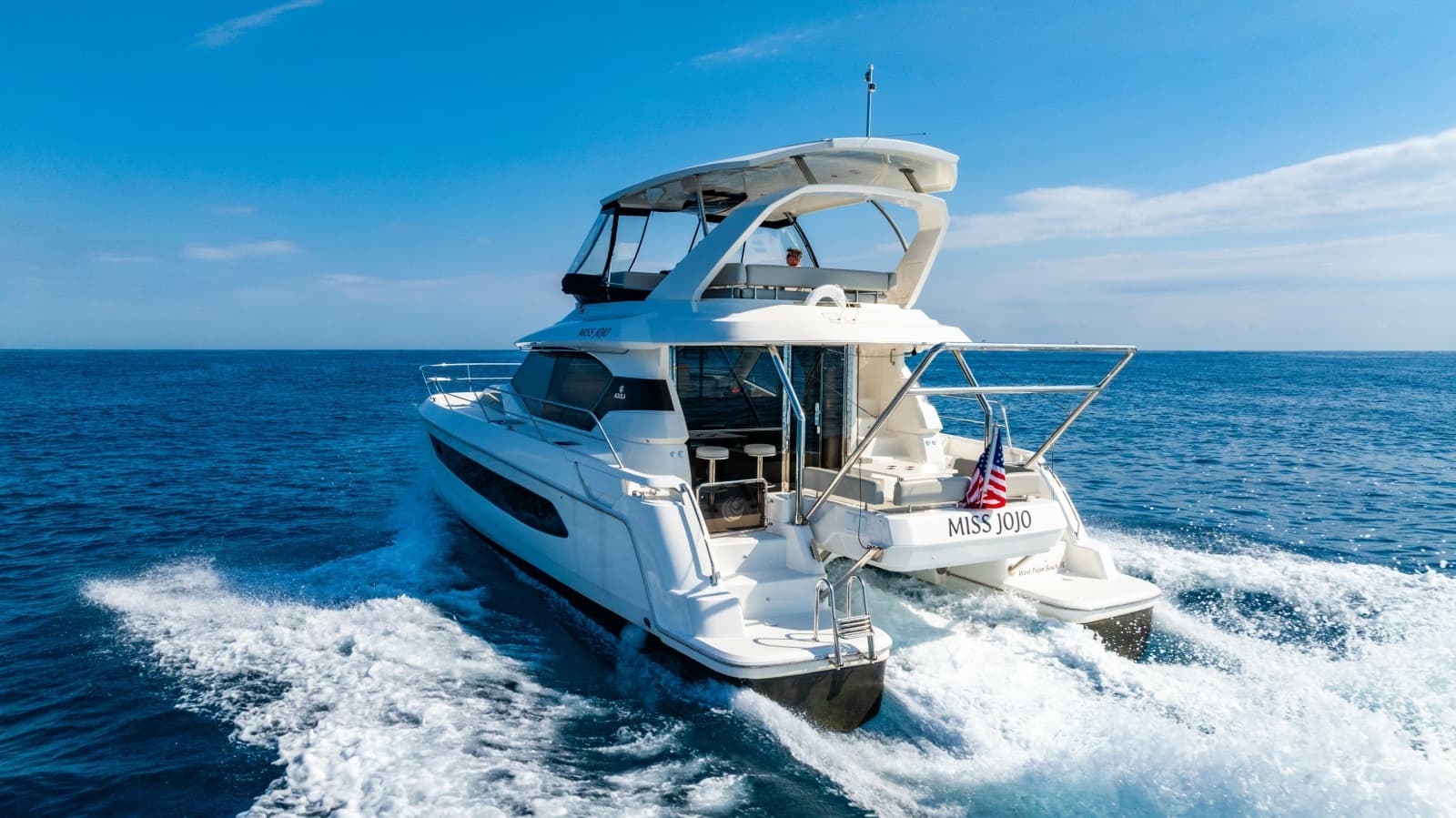 2024 Aquila 44 Yacht