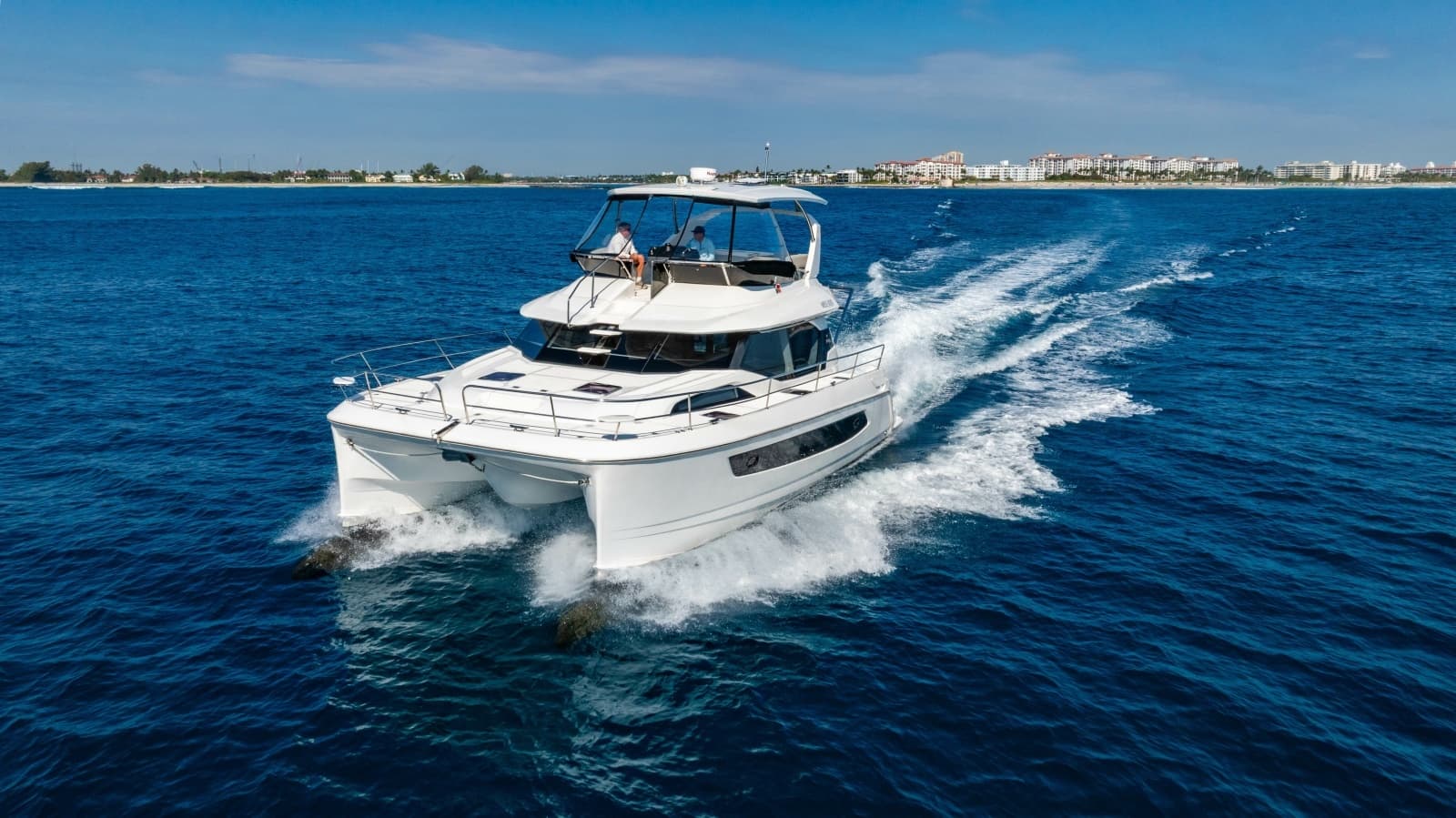 2024 Aquila 44 Yacht