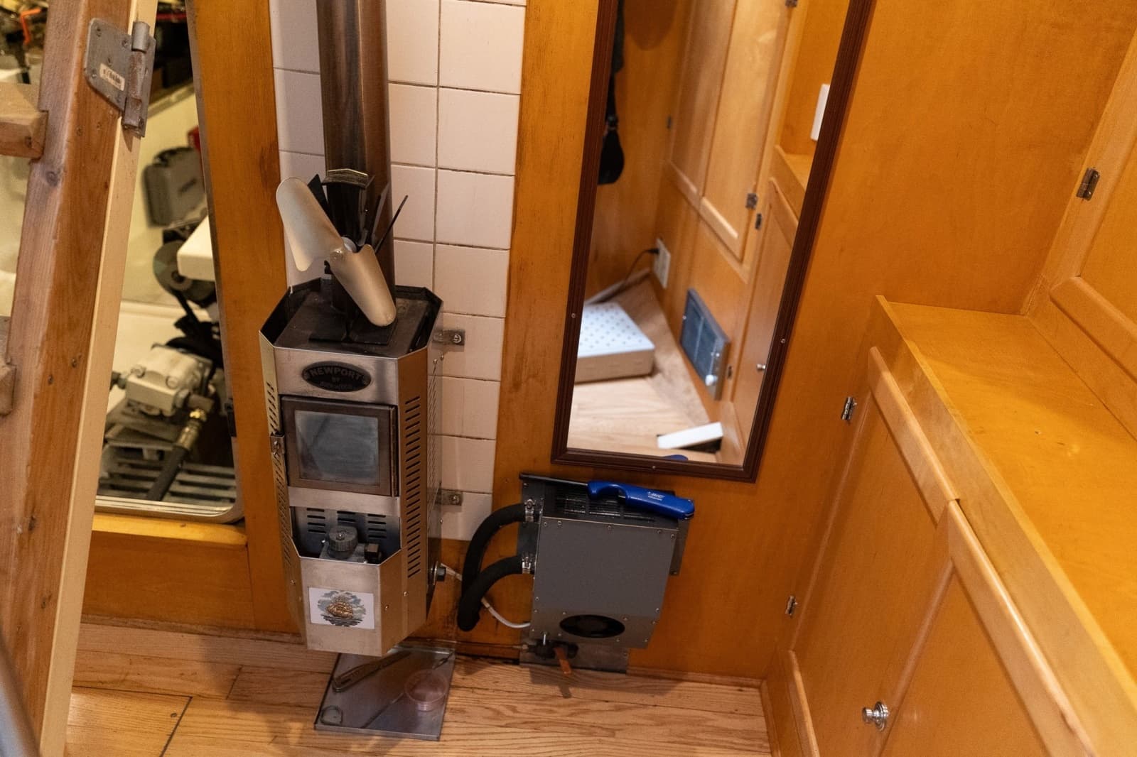 1997 Custom Steel Trawler 43