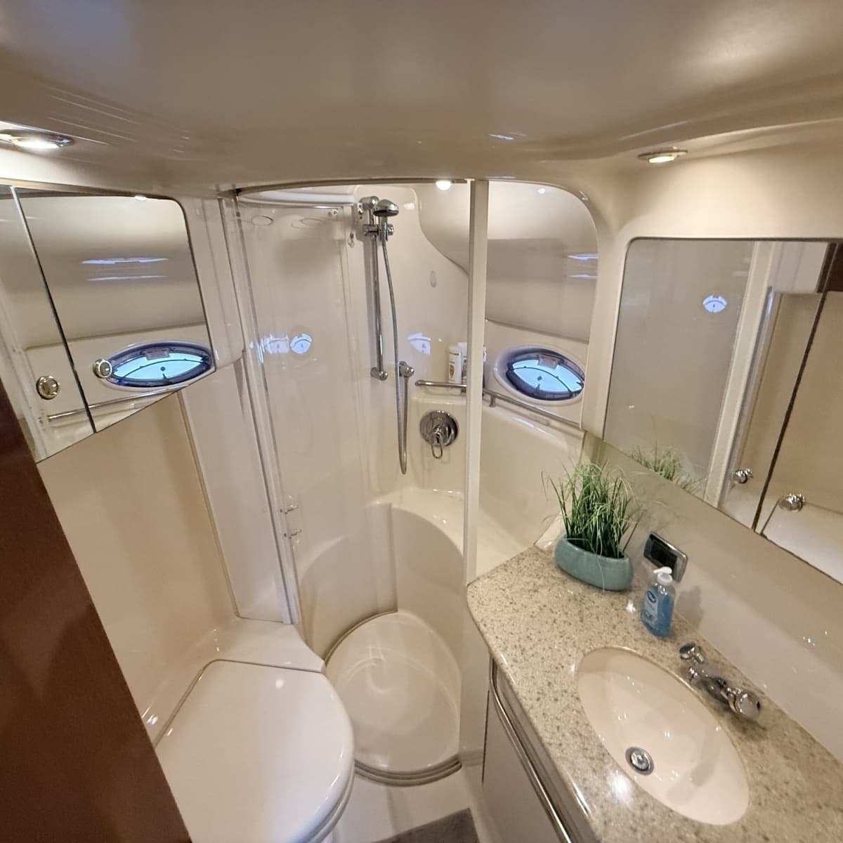 2003 Sea Ray 450 Express Bridge