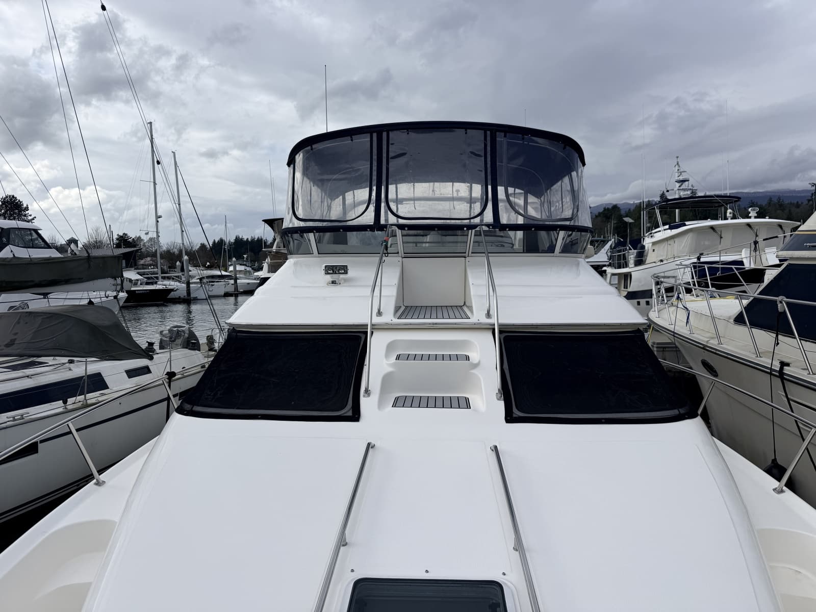 2003 Sea Ray 450 Express Bridge