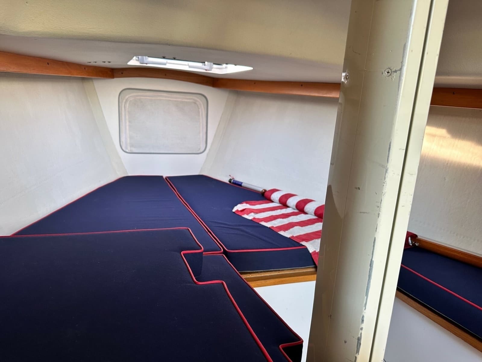 2002 Alerion Express