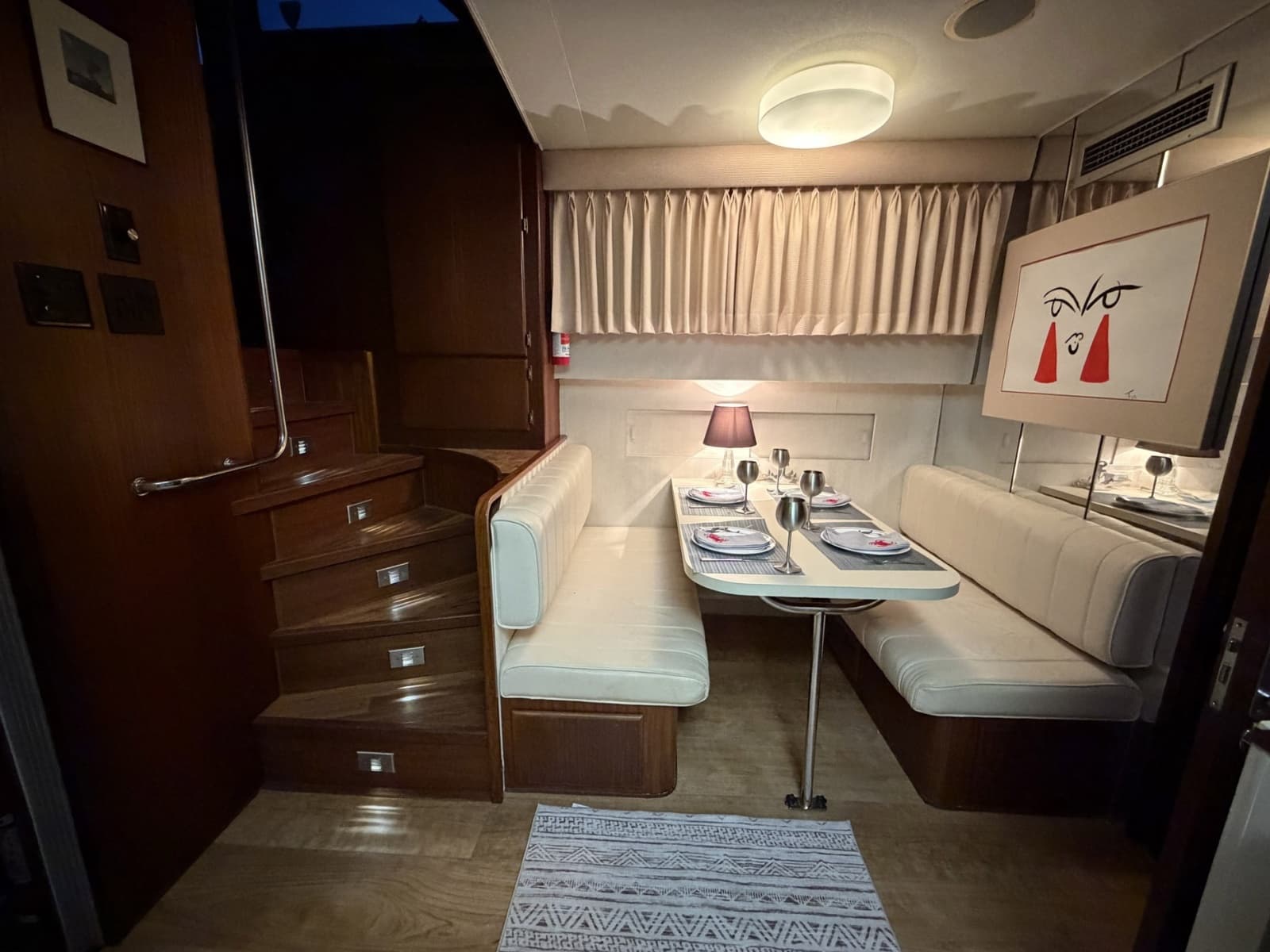 1987 Hatteras Motor Yacht