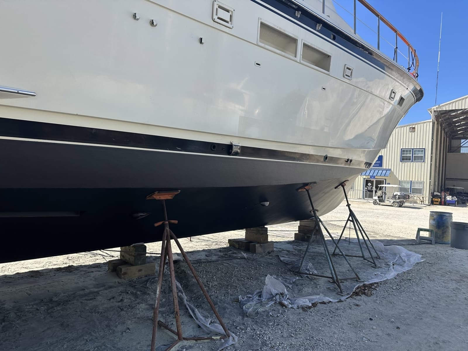 1987 Hatteras Motor Yacht