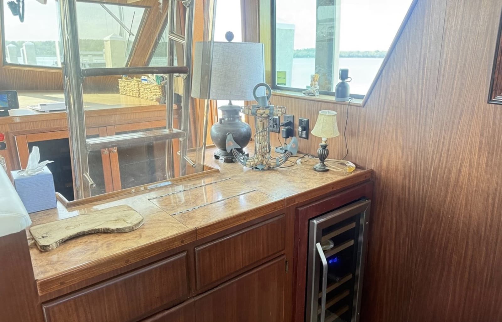 1987 Hatteras Motor Yacht