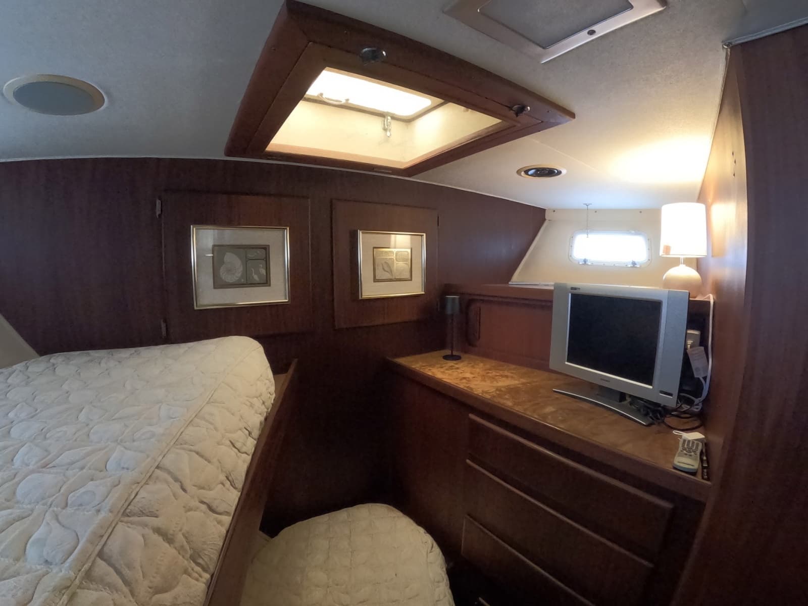 1987 Hatteras Motor Yacht