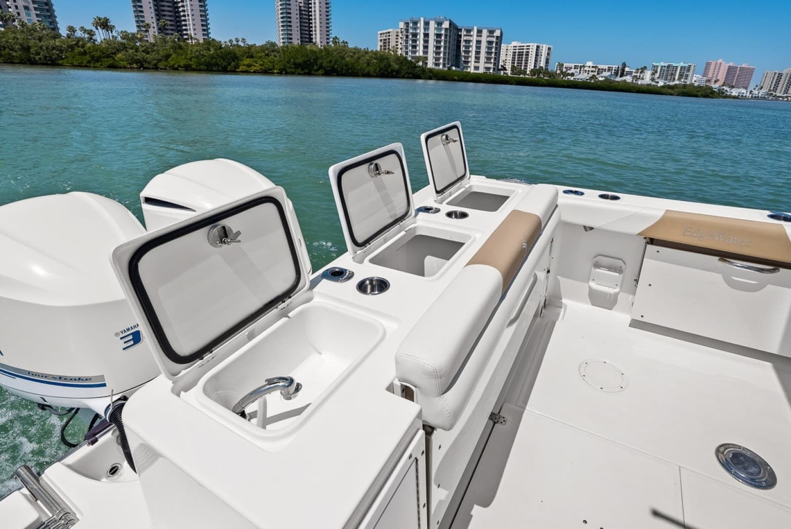 2018 Edgewater 280CX