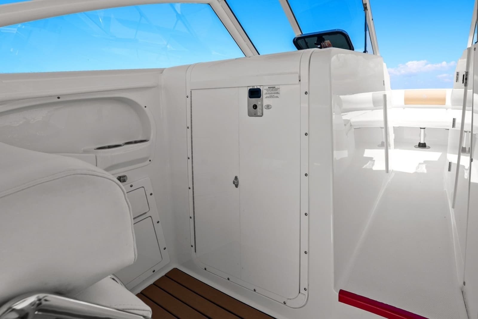 2018 Edgewater 280CX