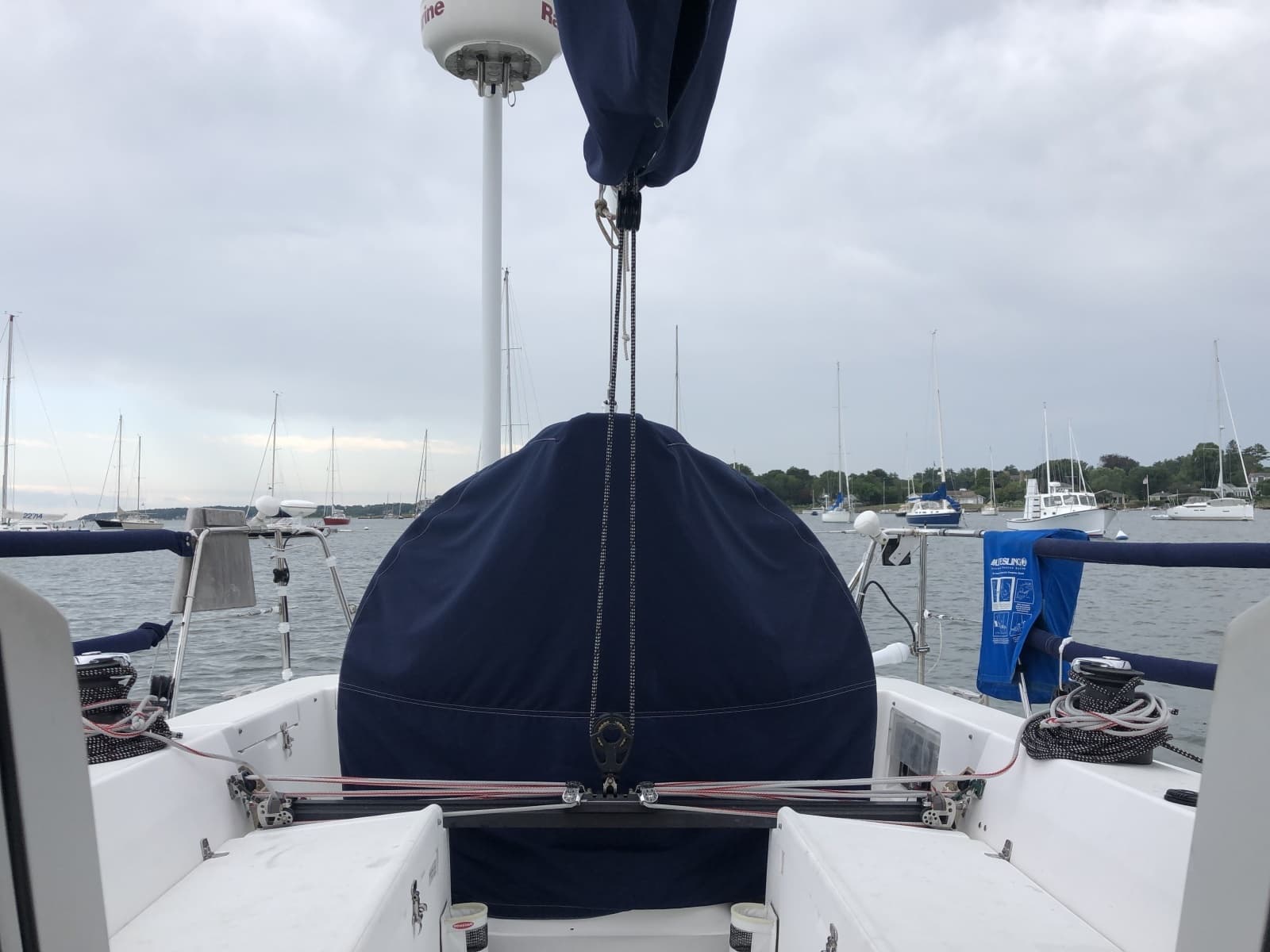 2004 J Boats J/133