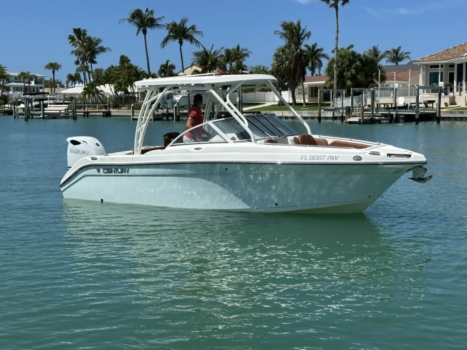 2019 Century 24 Resorter