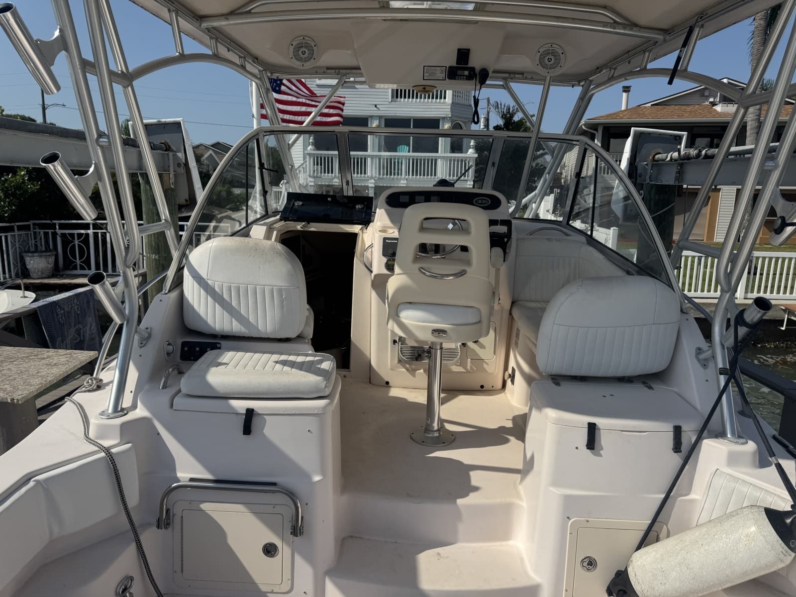 2007 Grady-White 305 Express