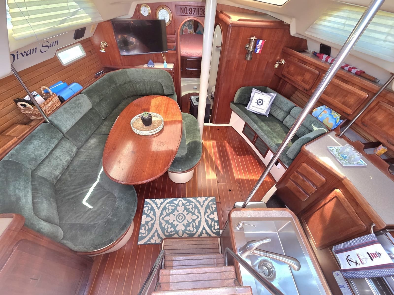 1991 Hunter Passage 42