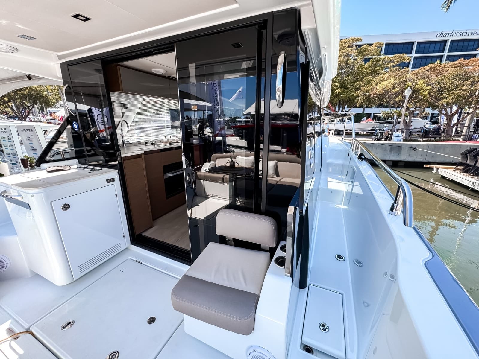 2026 Wellcraft 44 Explorer