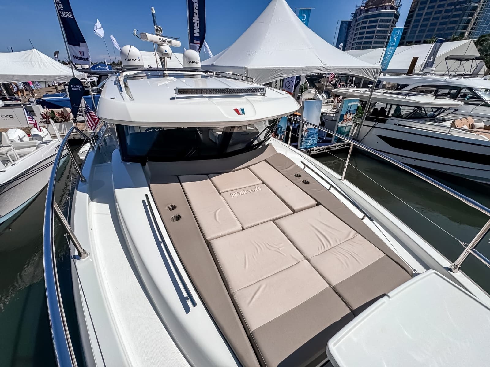 2026 Wellcraft 44 Explorer