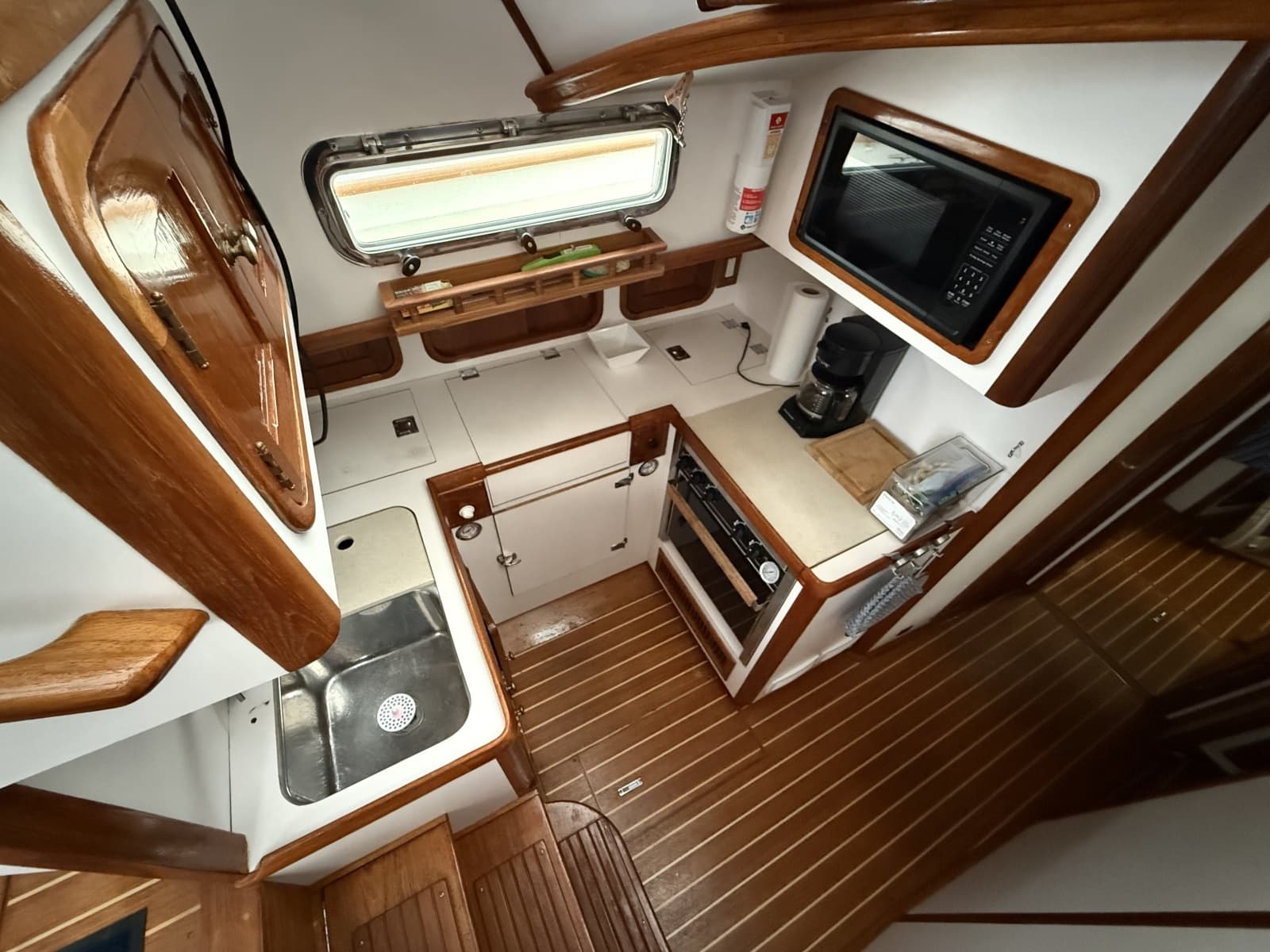 1996 Legacy Yachts 