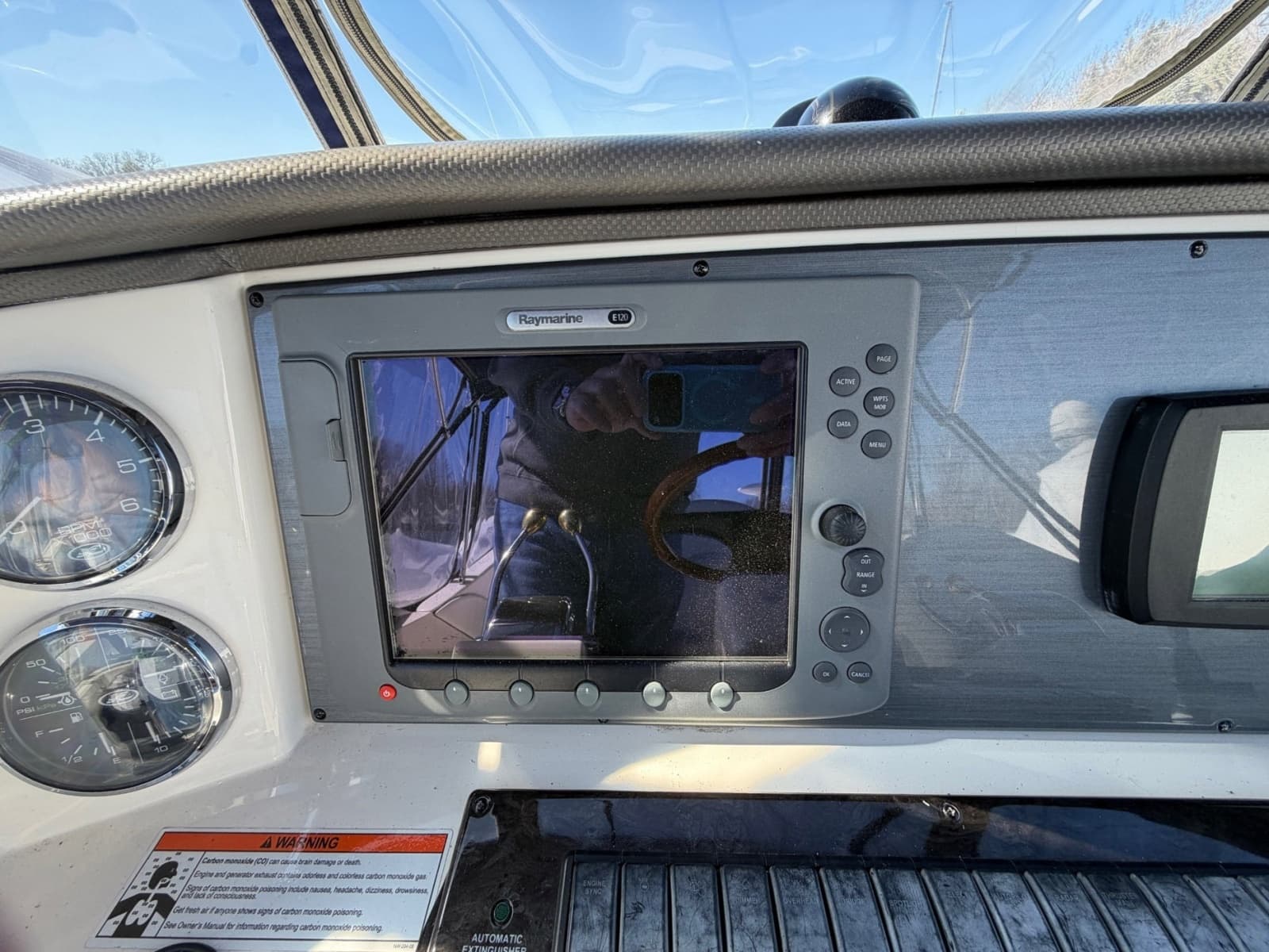 2007 Sea Ray Sedan Bridge