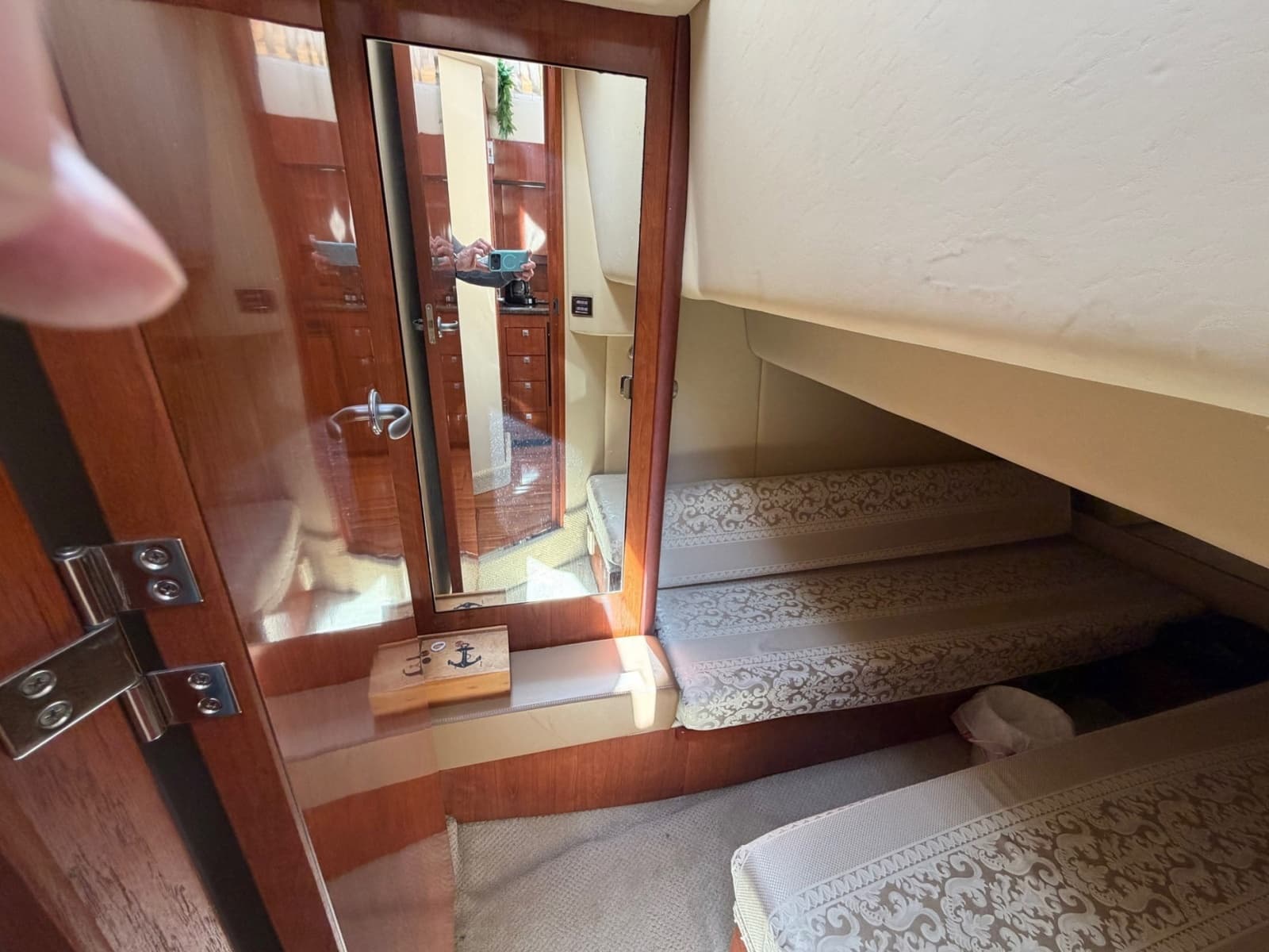 2007 Sea Ray Sedan Bridge