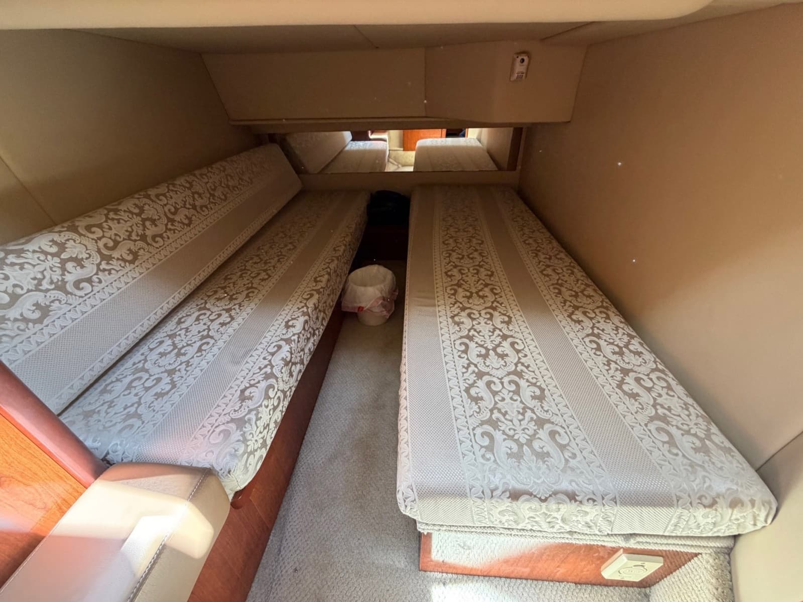 2007 Sea Ray Sedan Bridge