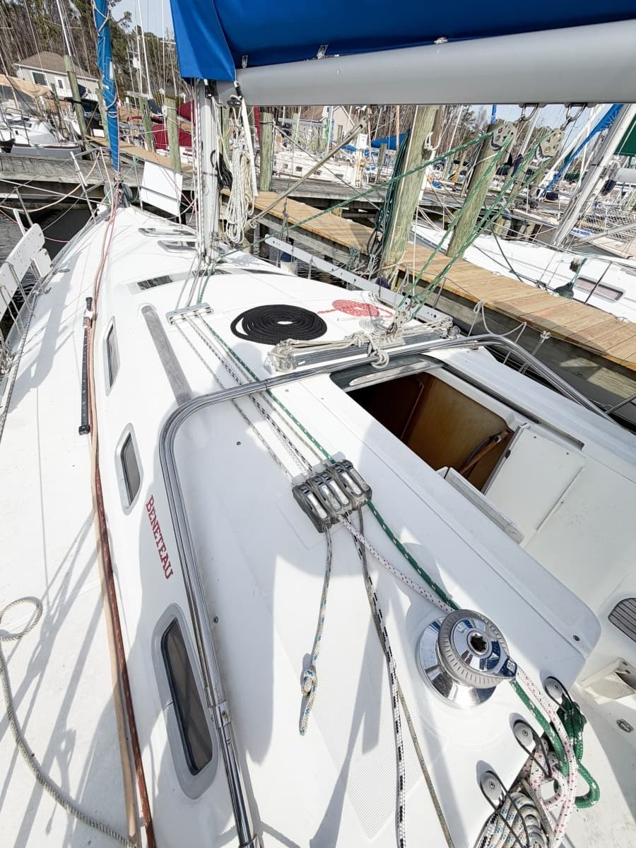 2007 Beneteau 323