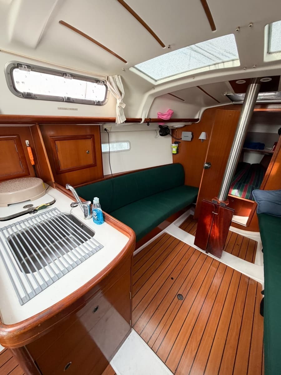 2007 Beneteau 323