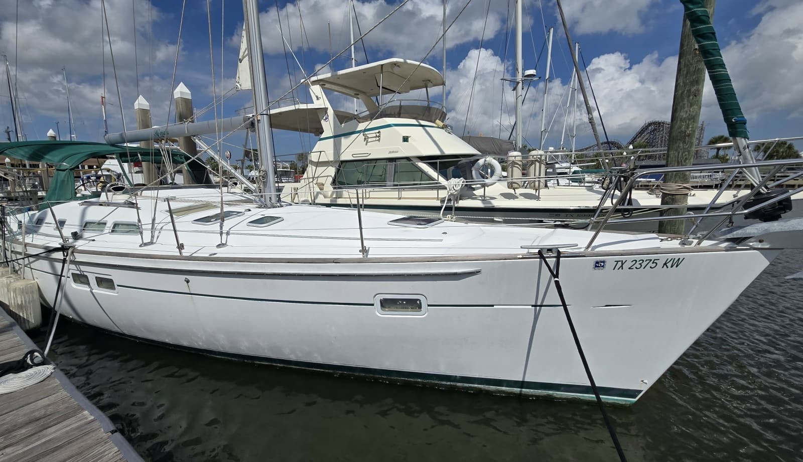 2004 Beneteau 423