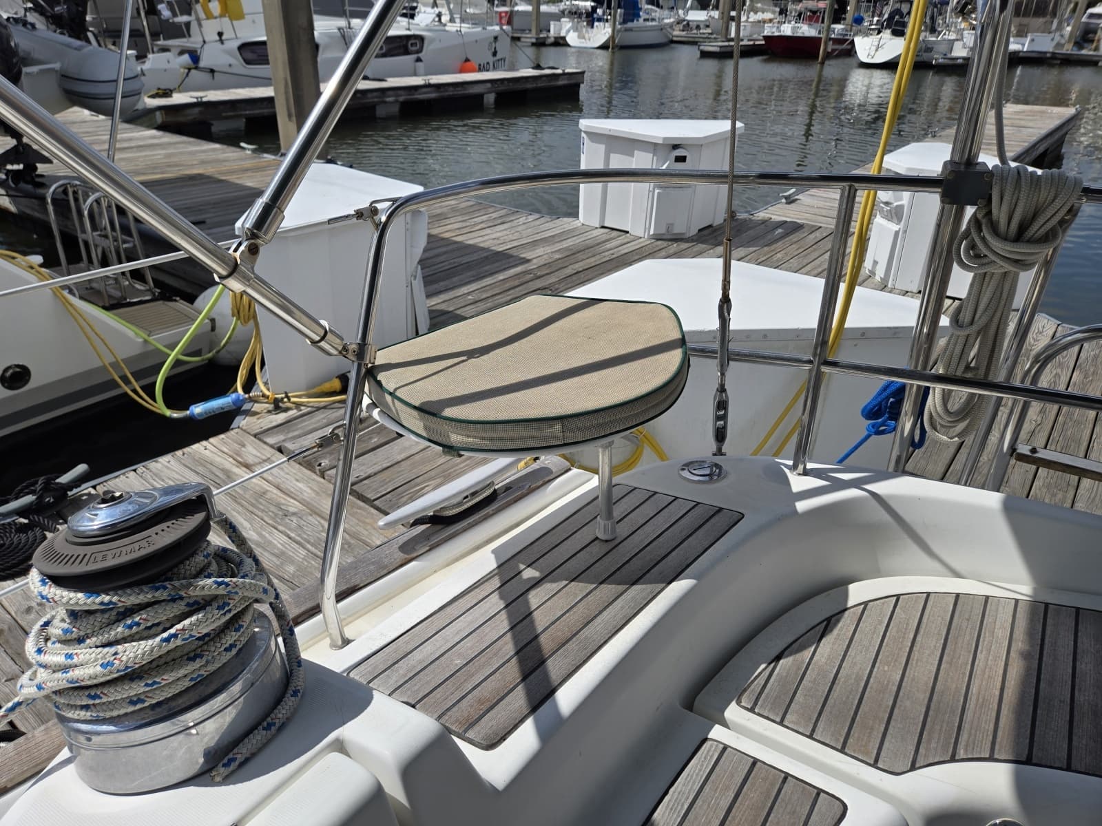 2004 Beneteau 423