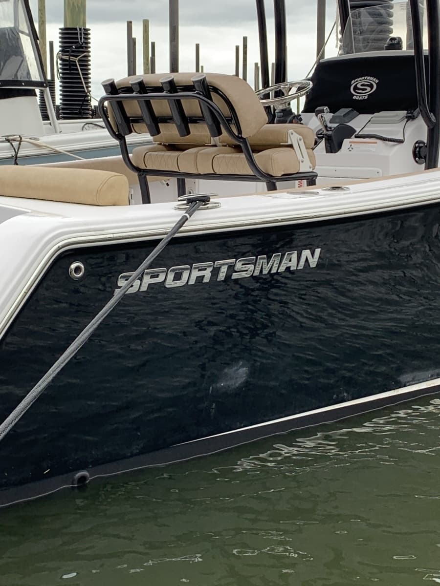 2019 Sportsman Heritage 231 Center Console