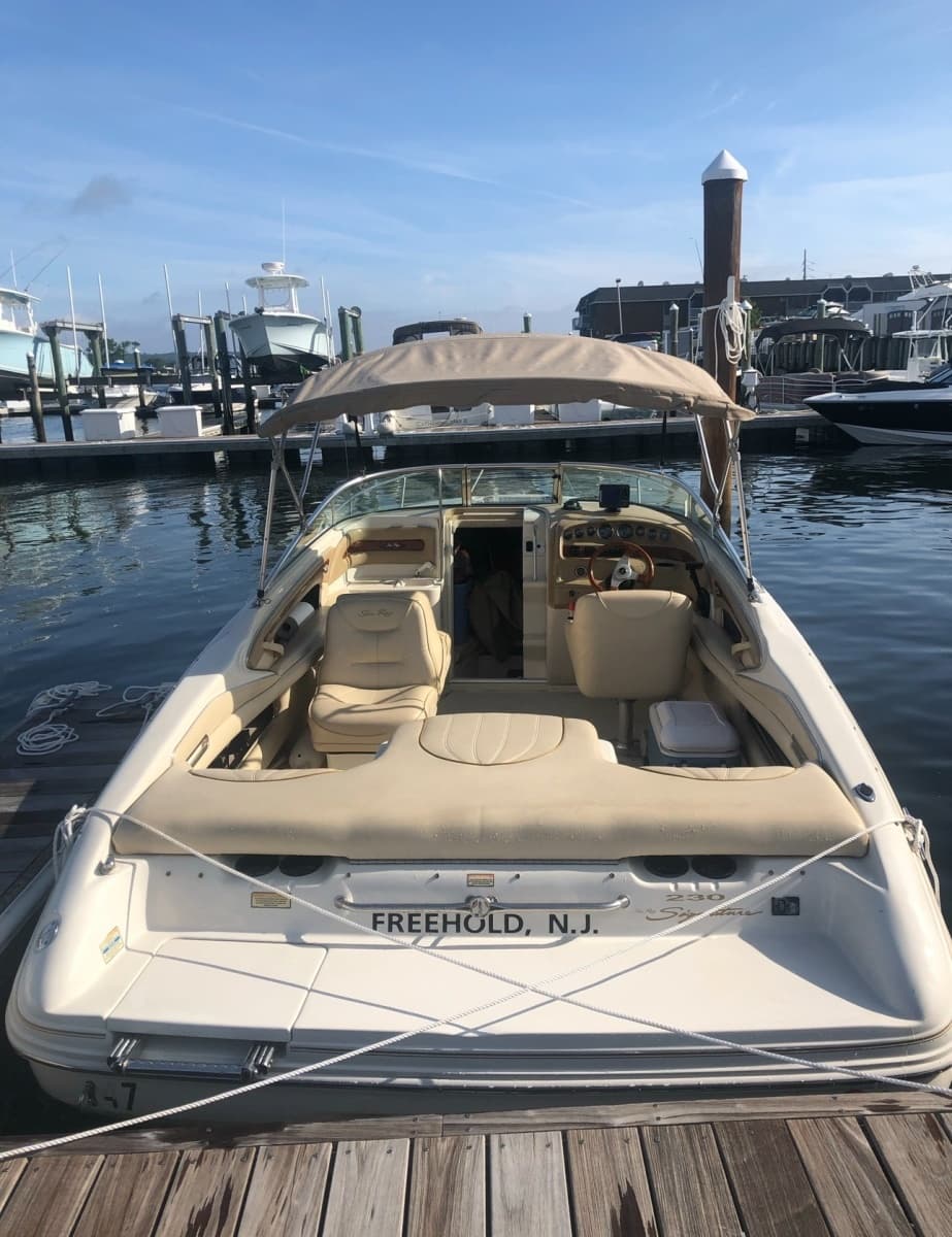 2000 Sea Ray 230 Signature