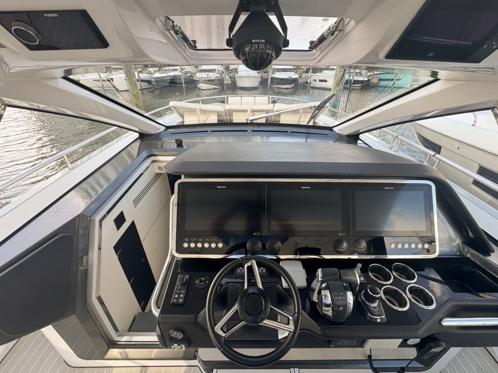 2023 Azimut Verve 47