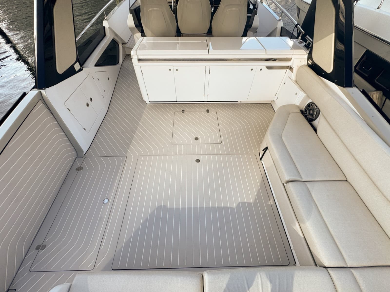 2023 Azimut Verve 47