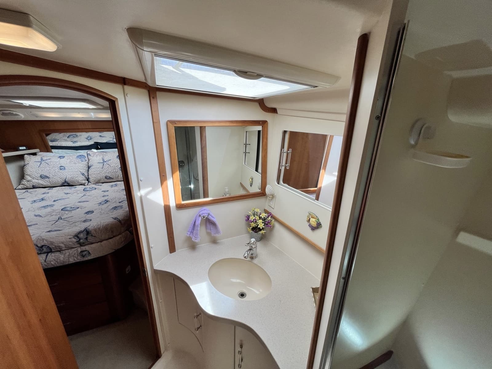 2003 Luhrs 40 Convertible