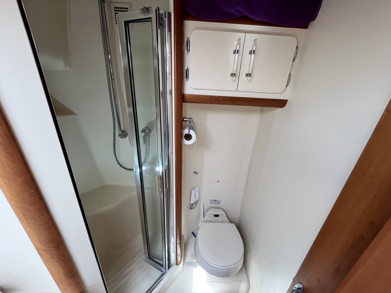 2003 Luhrs 40 Convertible