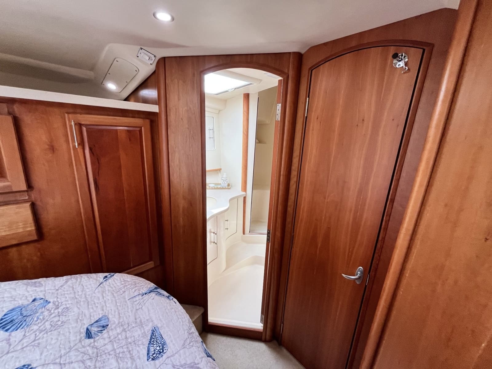 2003 Luhrs 40 Convertible