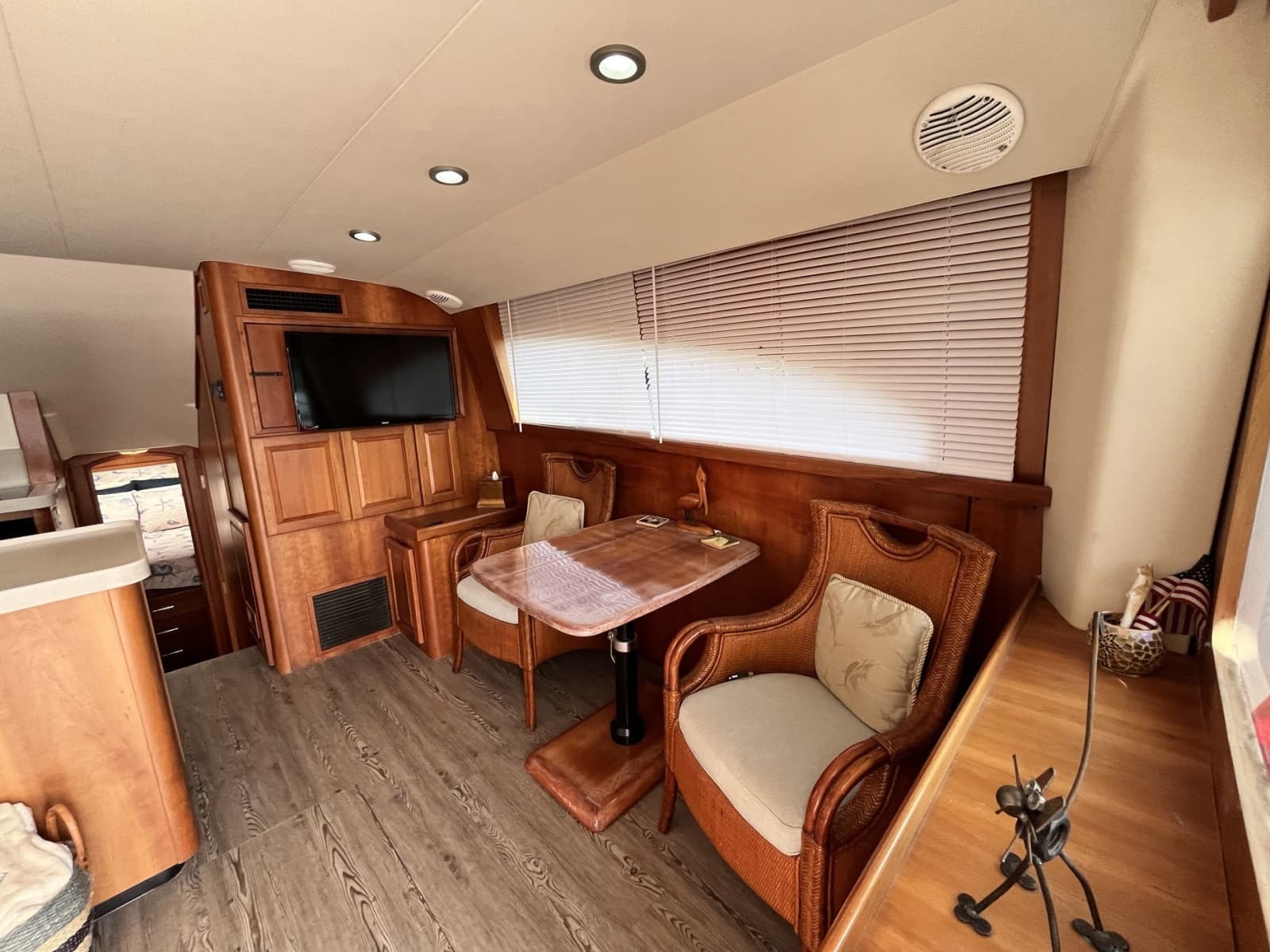 2003 Luhrs 40 Convertible