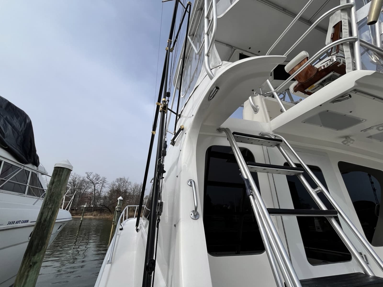 2003 Luhrs 40 Convertible