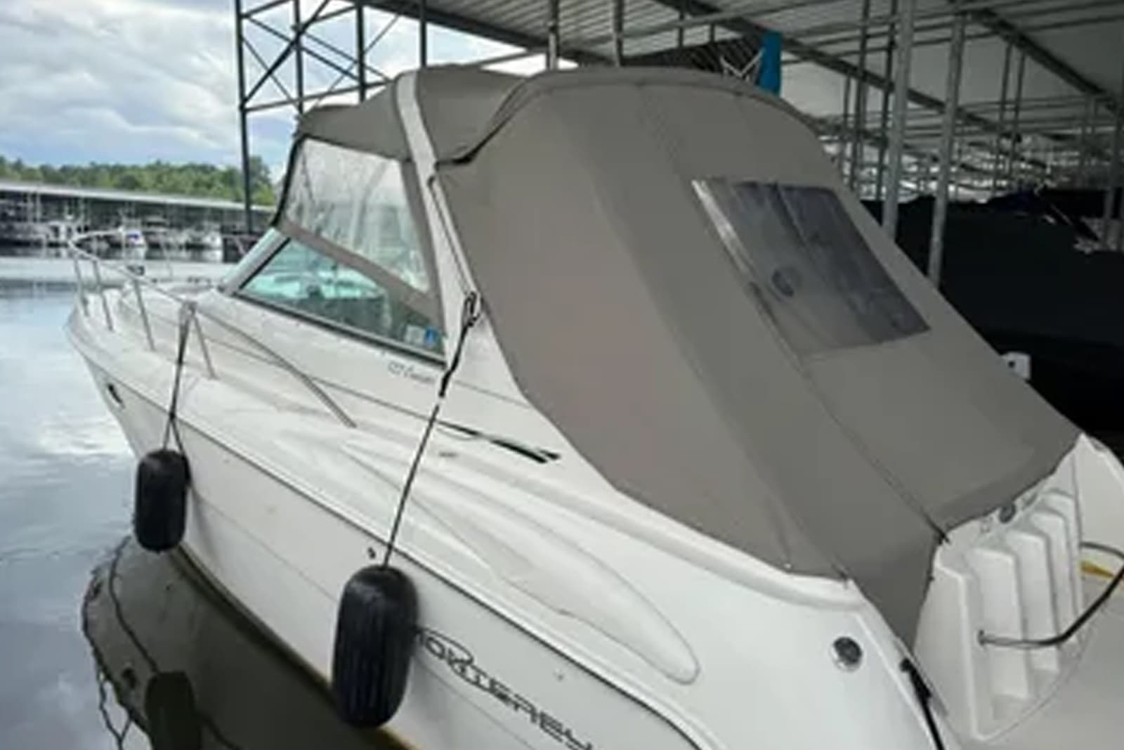 2001 Monterey 322 Cruiser