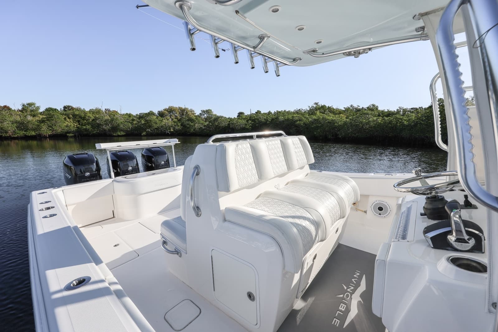 2016 Invincible 39 Open Fisherman