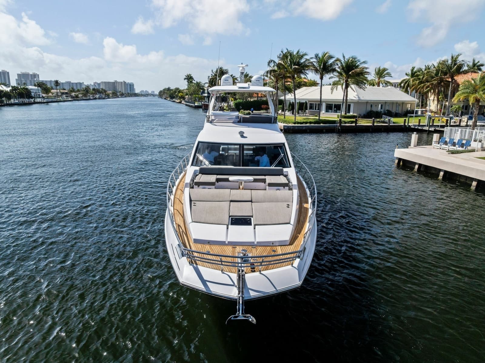 2020 Azimut Flybridge