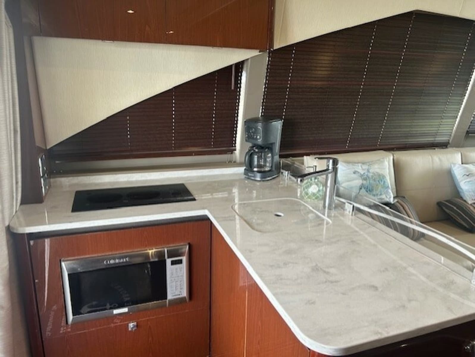 2017 Sea Ray 460 FLY