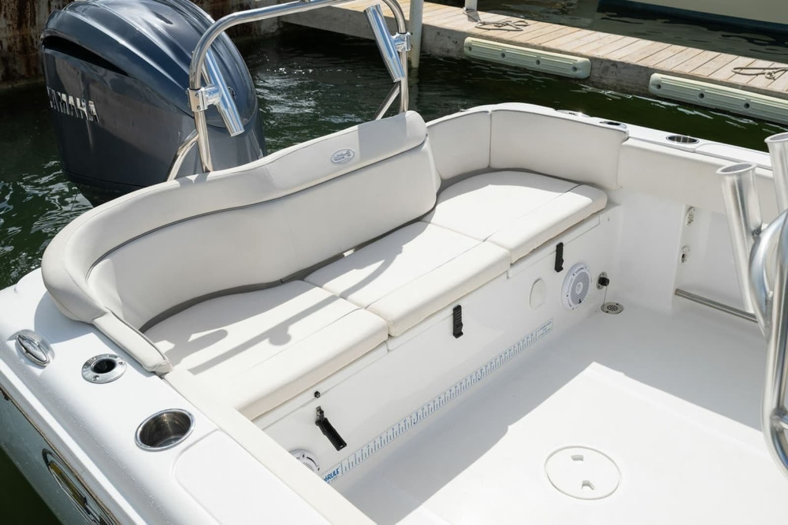 2023 Sea Hunt 234 Ultra