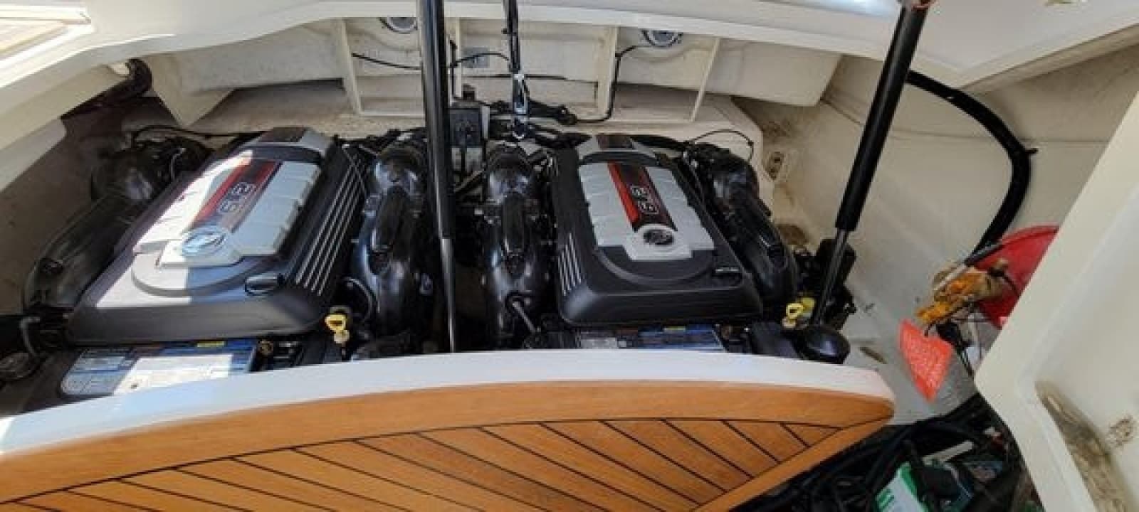 2017 Sea Ray 310 SLX