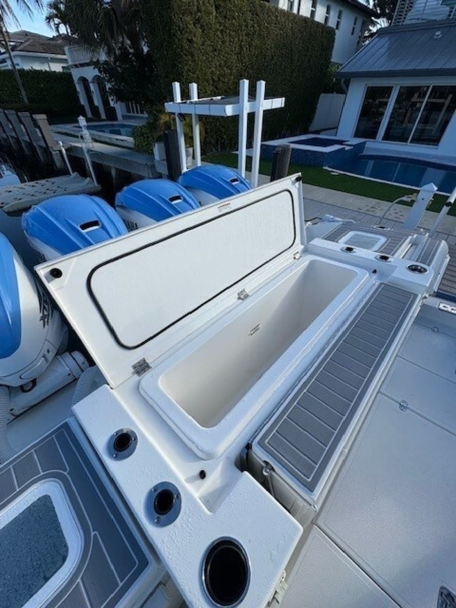 2023 Pursuit S 428 Sport