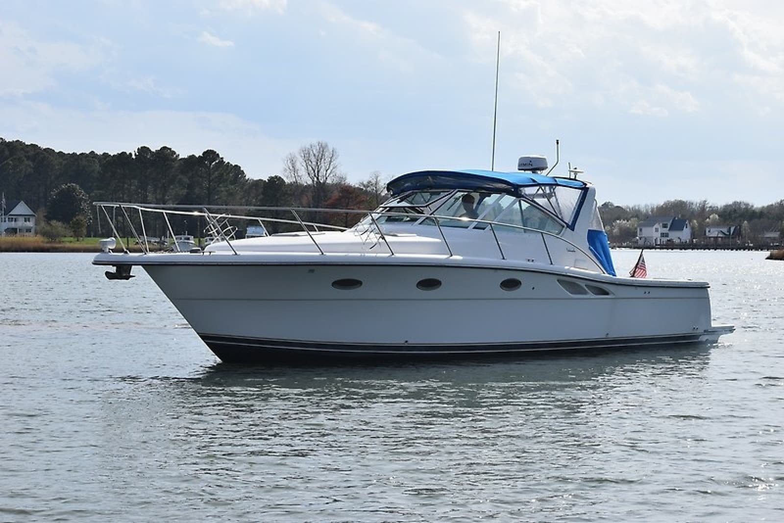 2001 Tiara Yachts 35